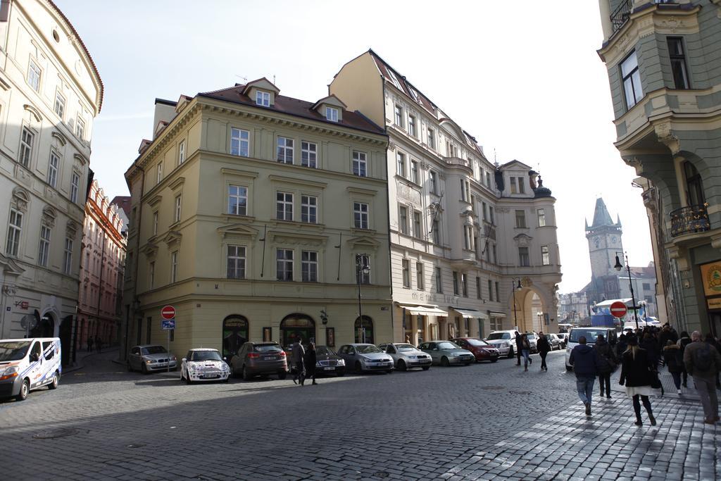 Old Town Apartments Tyn Praag Buitenkant foto
